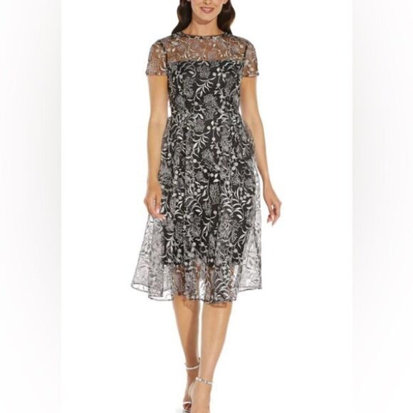NWT Adrianna Papell Women's Embroidered Midi Fit and Flare size 6 black & white - Picture 1 of 15